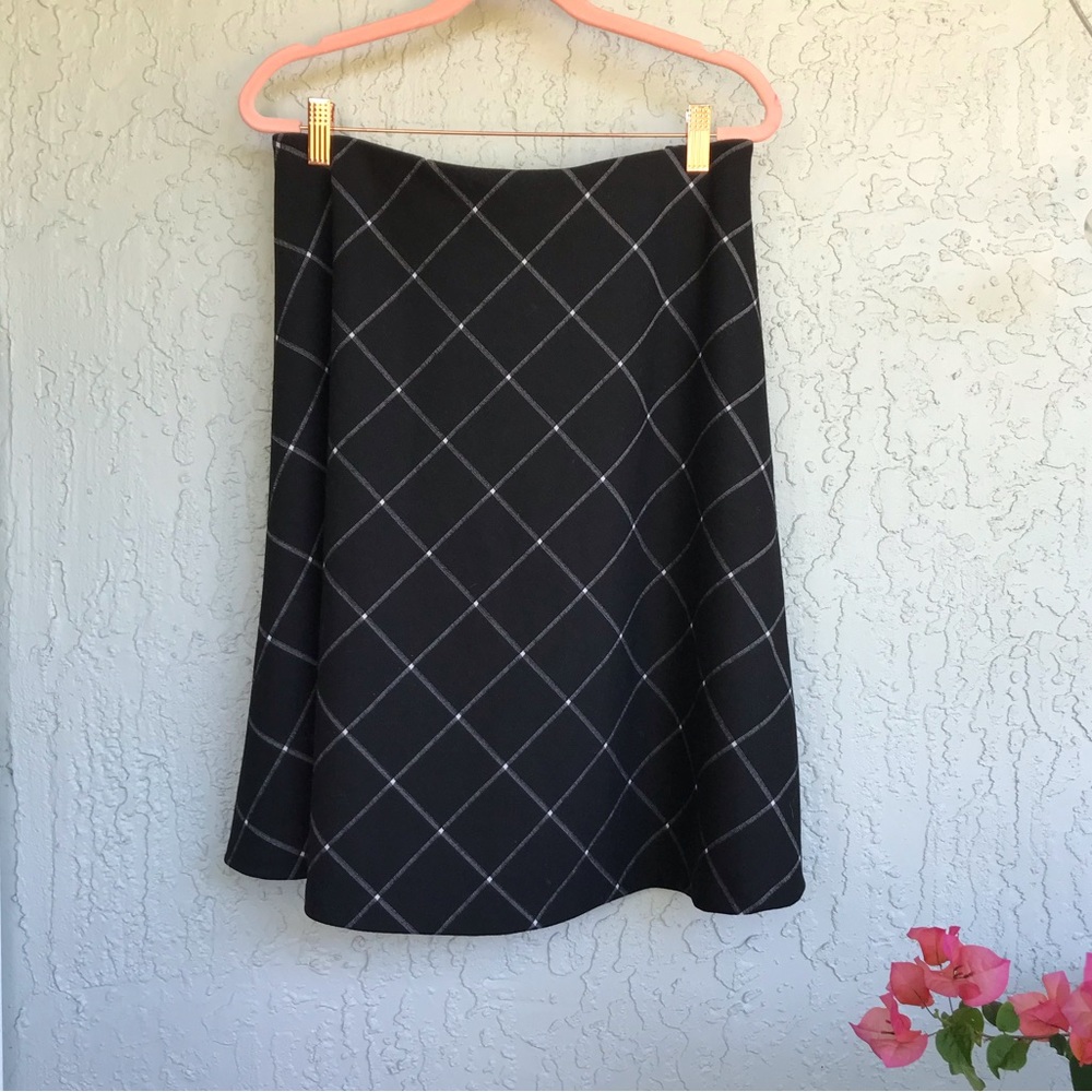 🦄 Loft Window Pane Skirt